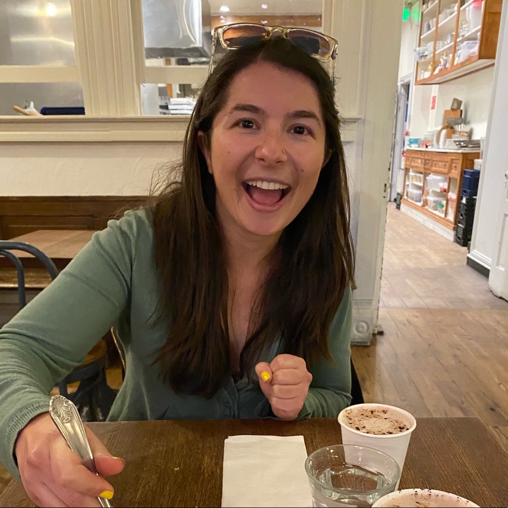 Meet your Posher, Dana